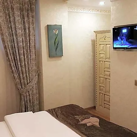 Kaftan Hotel