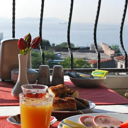 Kaftan Hotel