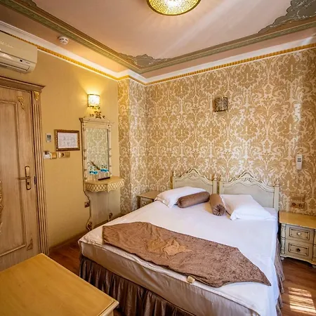 Kaftan Hotel