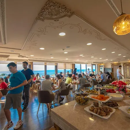 Kaftan Hotel