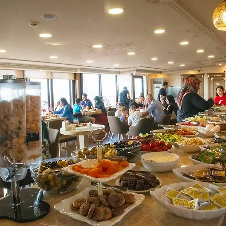 Kaftan Hotel 3*
